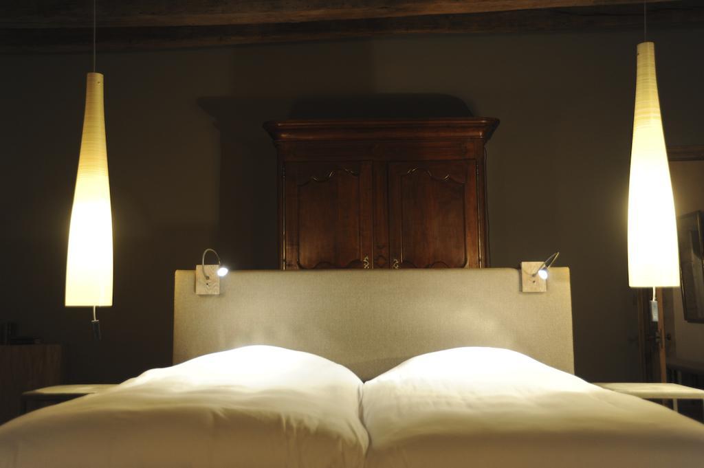 Chateau De Lerse Bed & Breakfast Perignac  Room photo