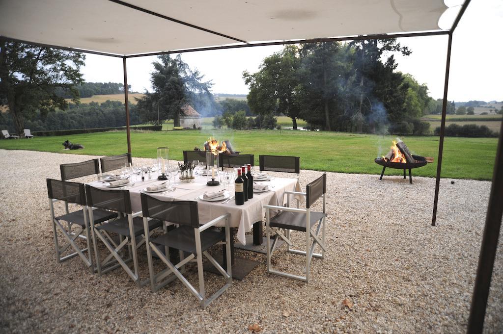 Chateau De Lerse Bed & Breakfast Perignac  Exterior photo
